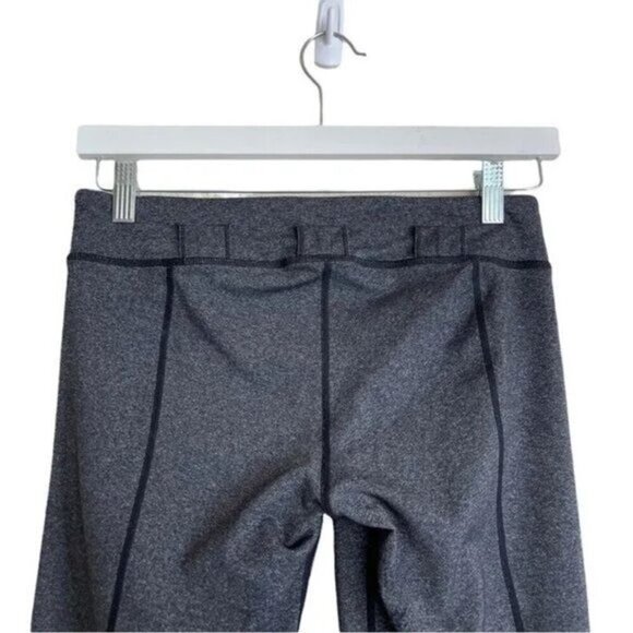 Lululemon Belt It Out Crop Pants Gray Size 6 - Picture 7 of 11